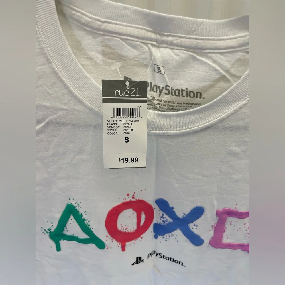 Rue21 Men’s White‎ PlayStation Graphic Tee